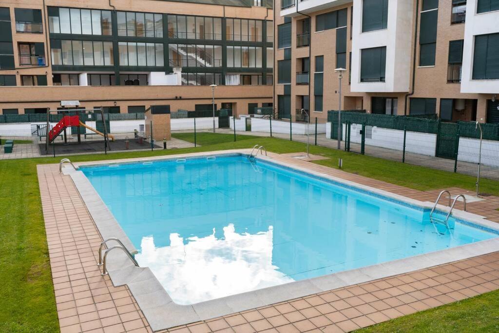 La Figar,Apartamento Con Piscina, Playa A 3Km Vut-4390-As Llanes Luaran gambar